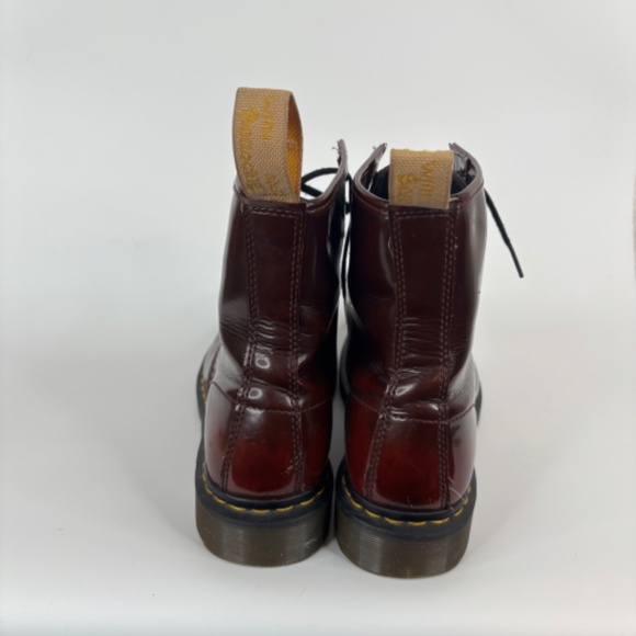 Dr. Martens Vegan Cherry 1460 Combat Boots Mens 9 L Airwalk 8 Eyelet Oxford - Picture 5 of 10